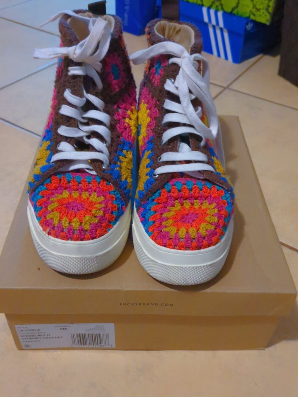 Crochet heist top sneakers